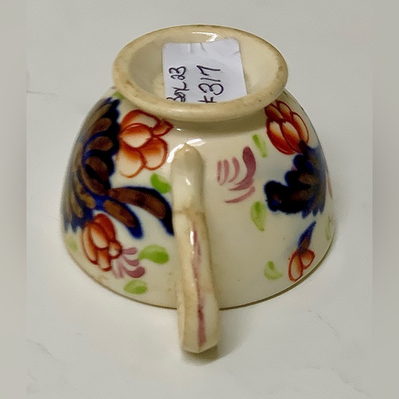 19th Century Antique Gaudy Welsh Grape Pattern Child’s Miniature Teacup - Picture 3 of 9